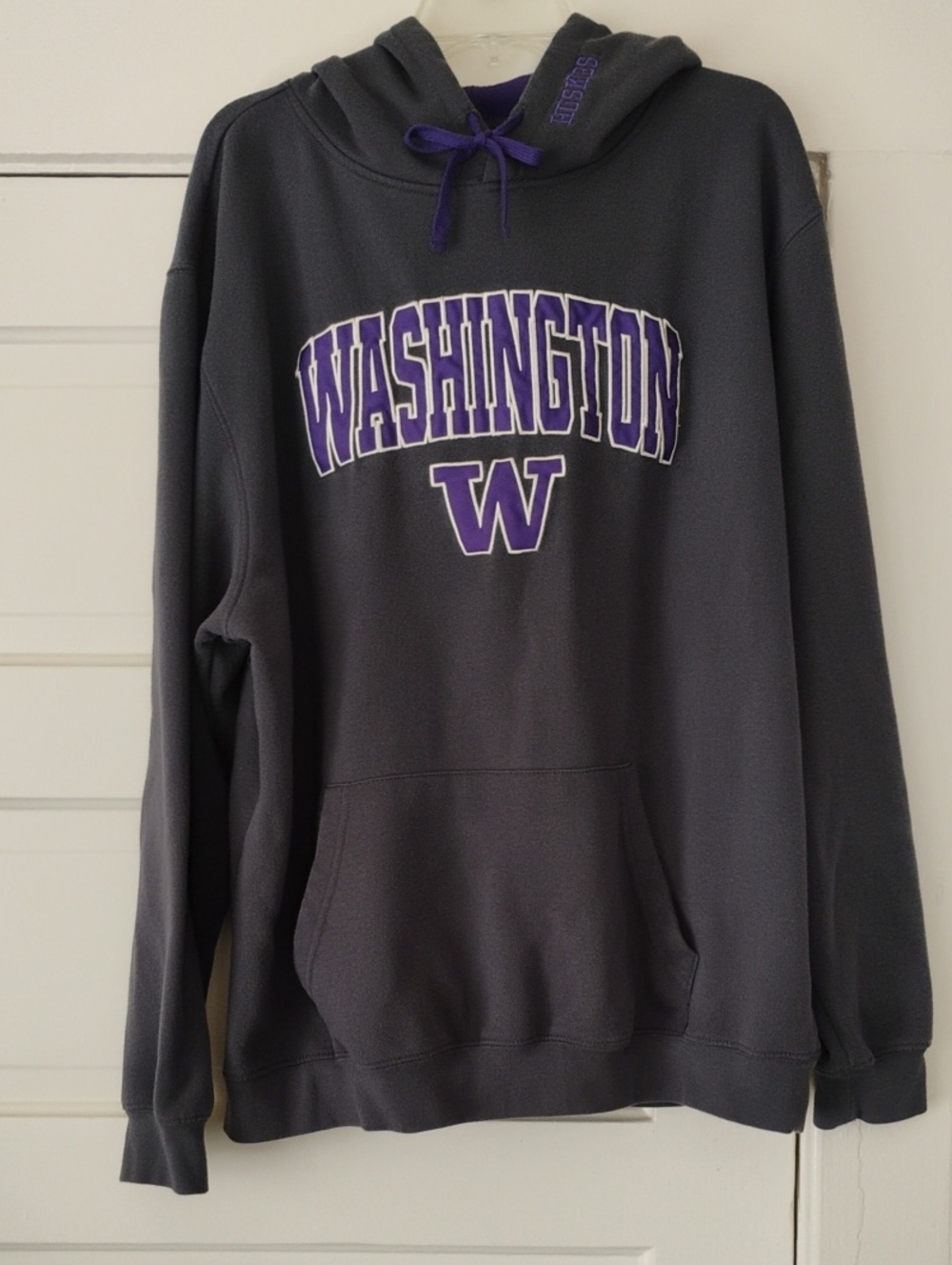 University Of Washington Huskies Embroidered Pullover Hoodie Charcoal W/ Purple